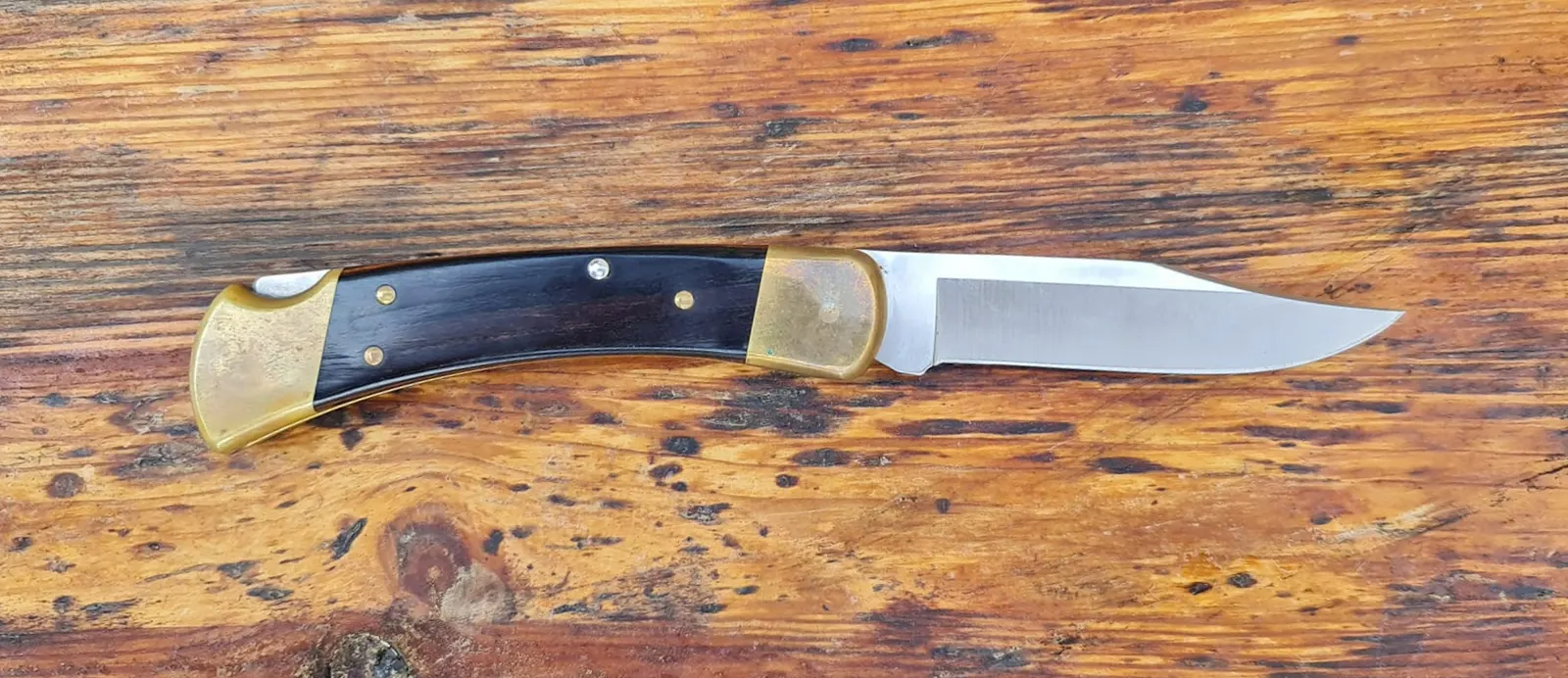 Folding Knives - 311939039_10227584202408050_715997333773746150_n_edited