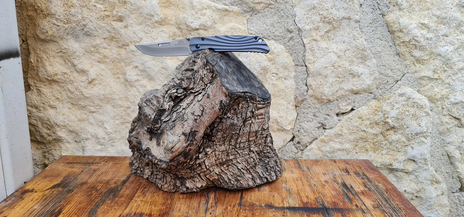 Folding Knives - 312066572_10227584197727933_2625236765111044876_n