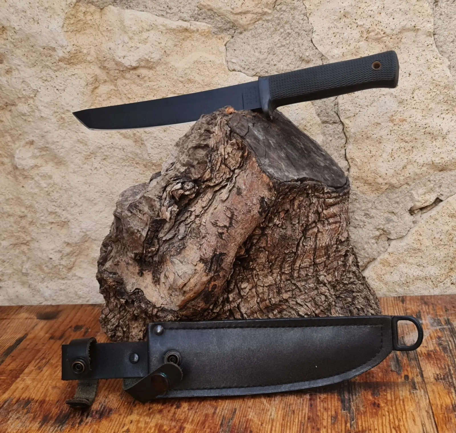 Hunting Knives - 309389883_10227449537561513_7860125669645419278_n