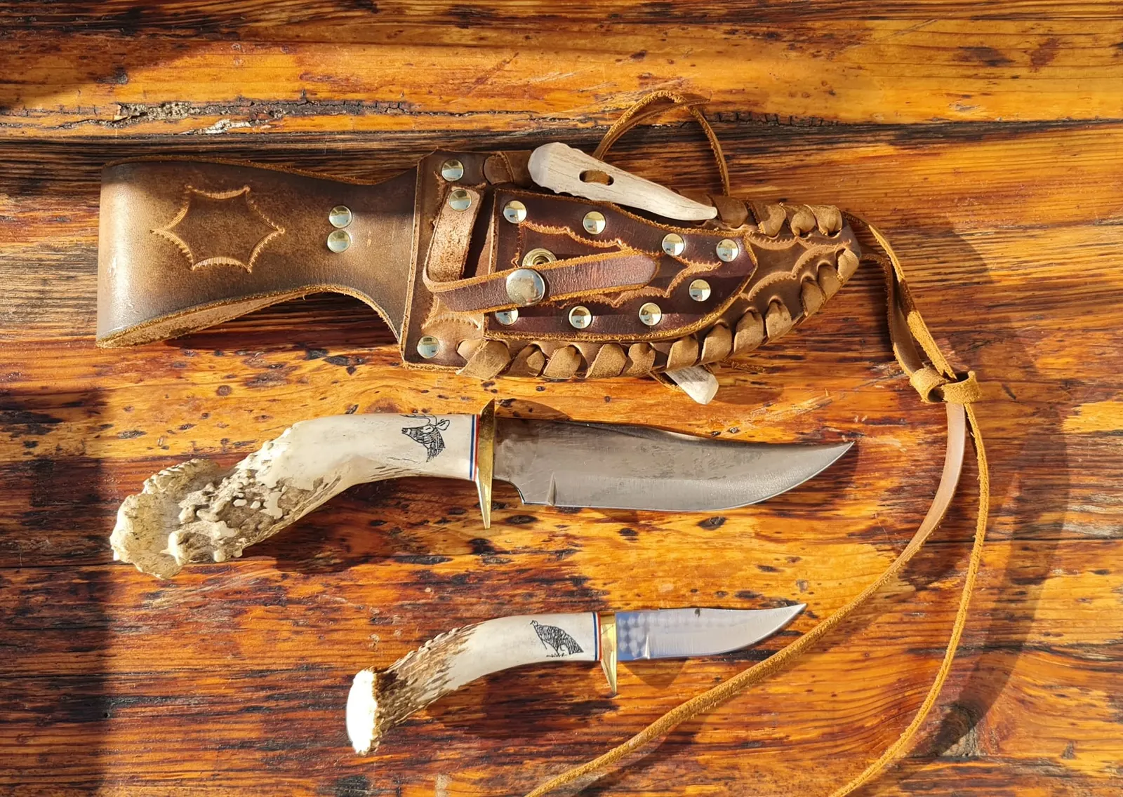 Hunting Knives - 308849354_10227440895025455_7679124576272570564_n