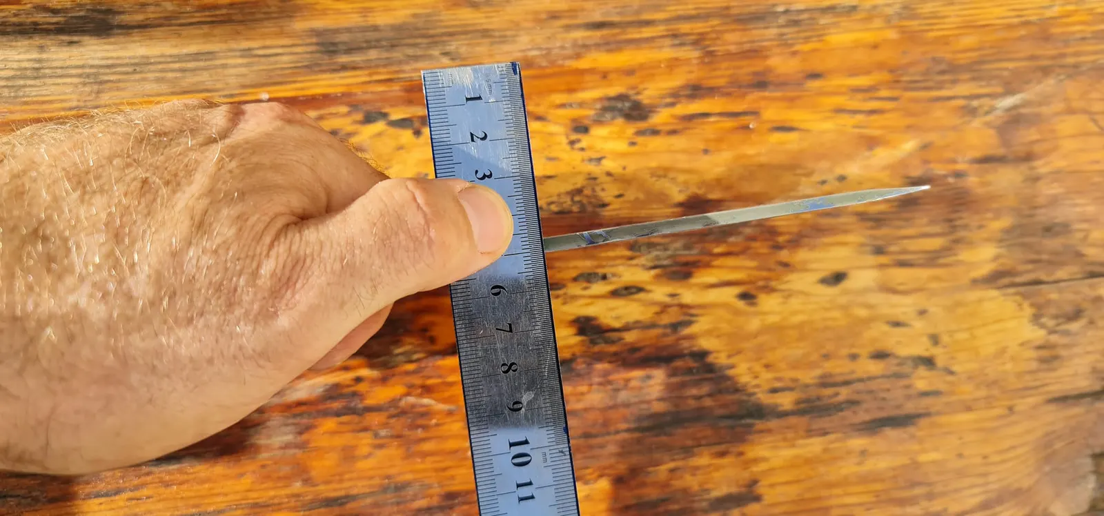 Hunting Knives - 9