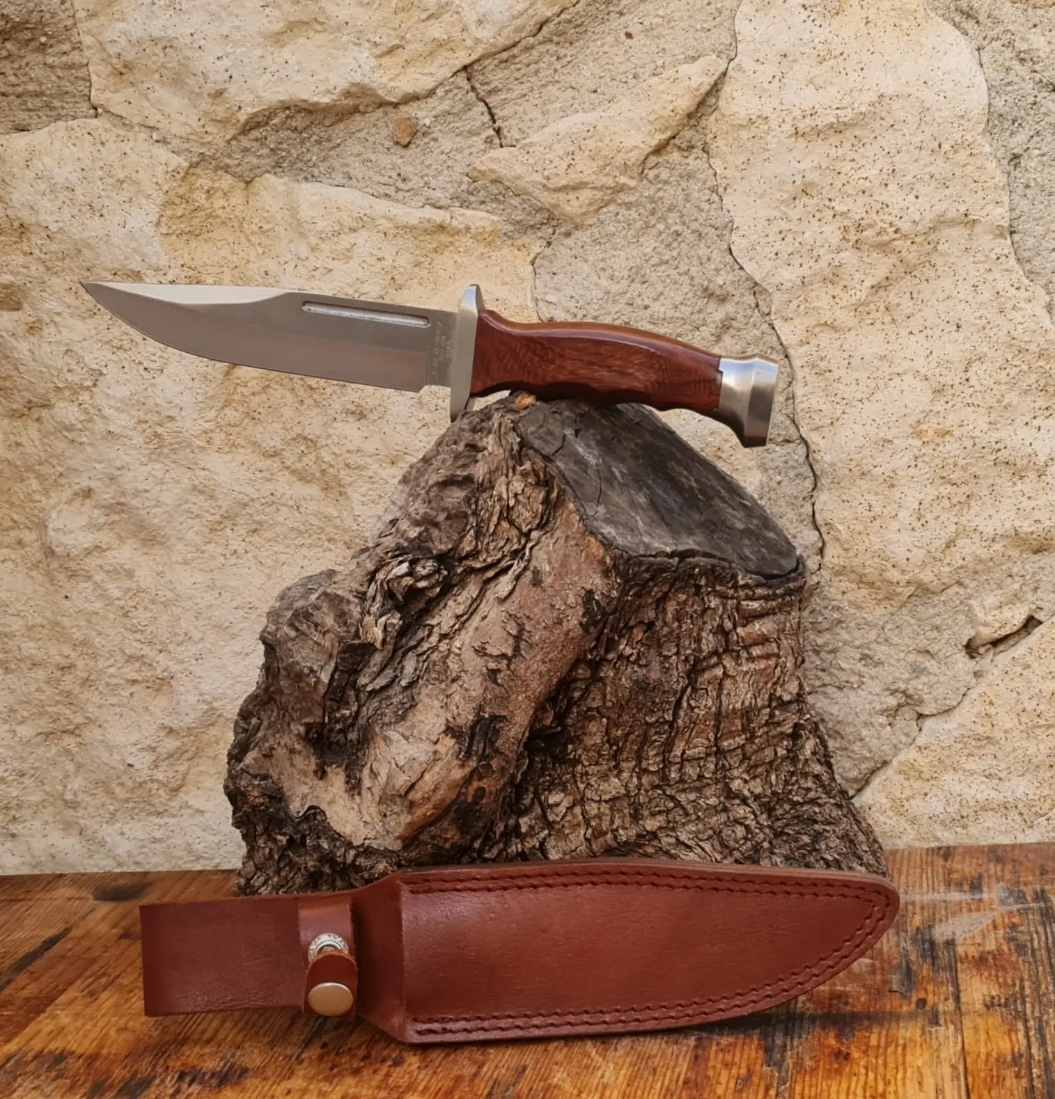 Hunting Knives - 310434628_10227449526561238_6054548200519462409_n
