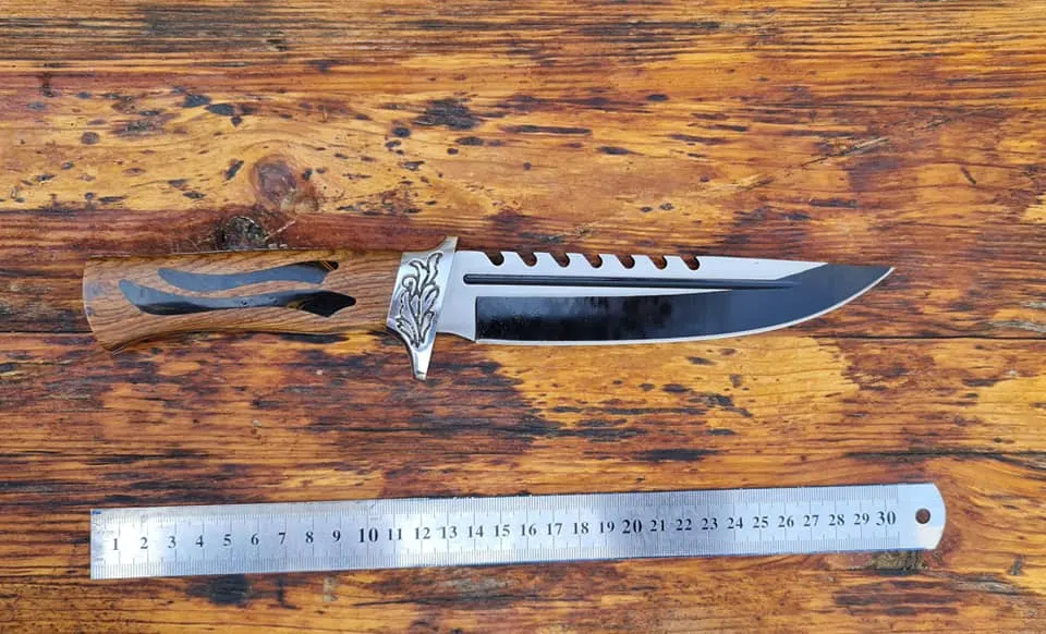 Hunting Knives - 309579457_10227466382542627_2534047883639011731_n