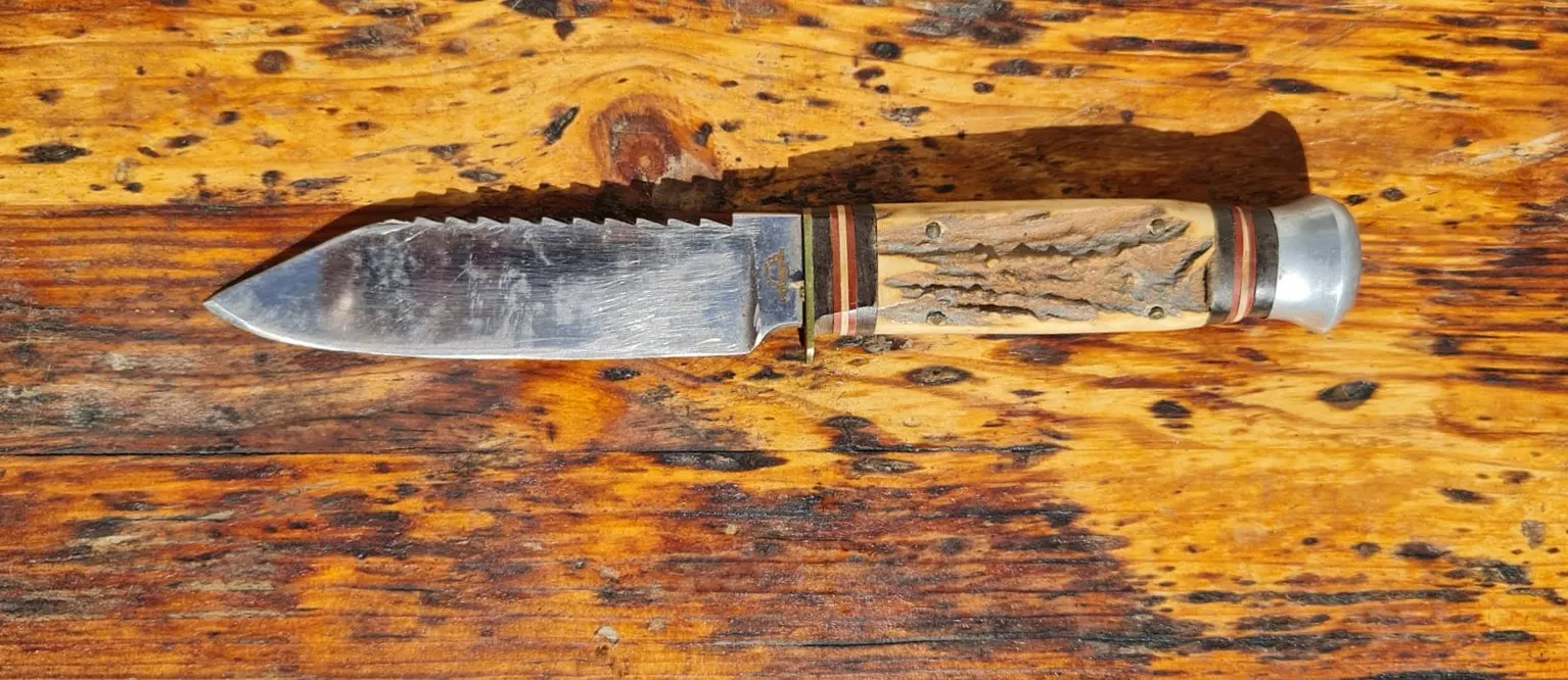 Hunting Knives - 312052329_10227584208528203_8188894036145957932_n_edited