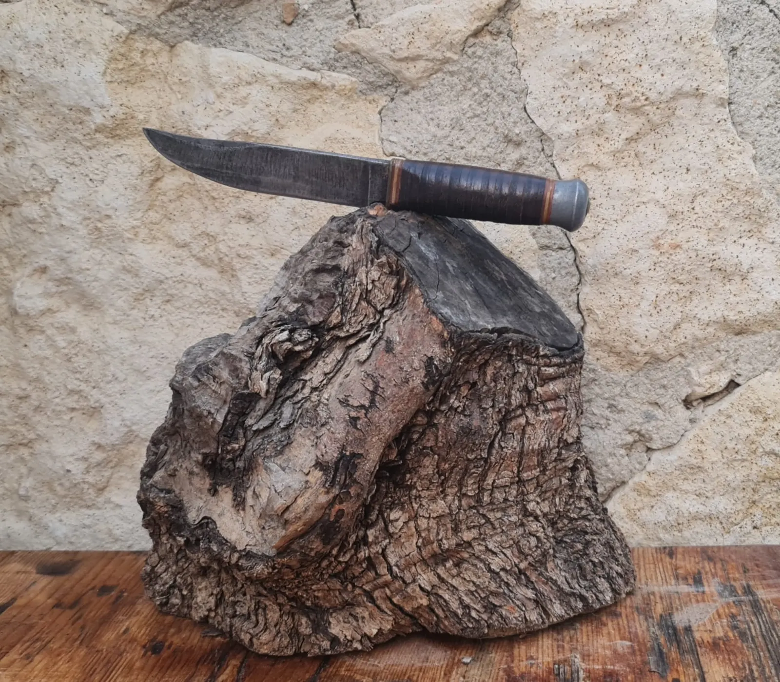 Hunting Knives - 309248889_10227449548081776_7331490316850200980_n
