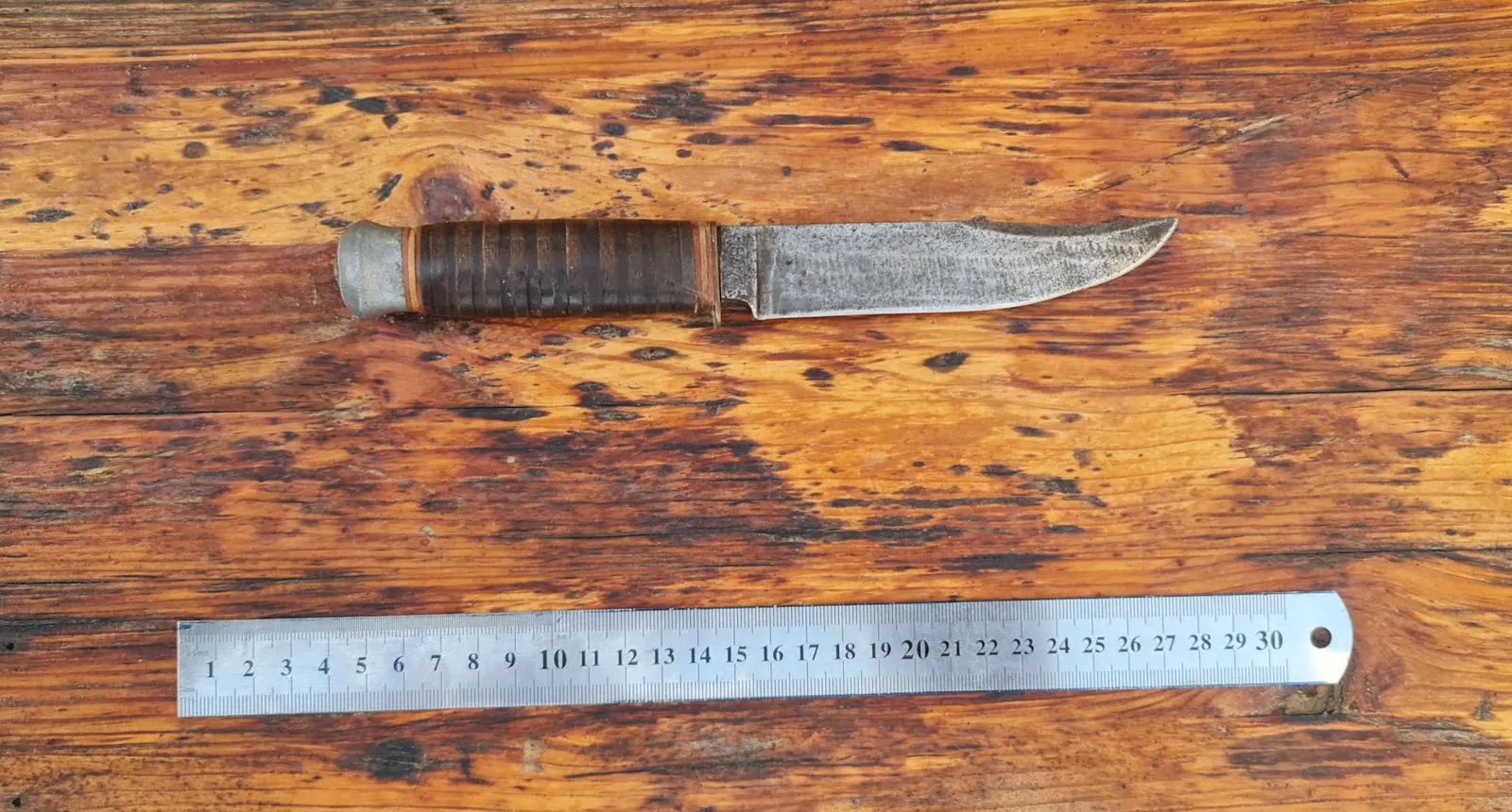 Hunting Knives - 9
