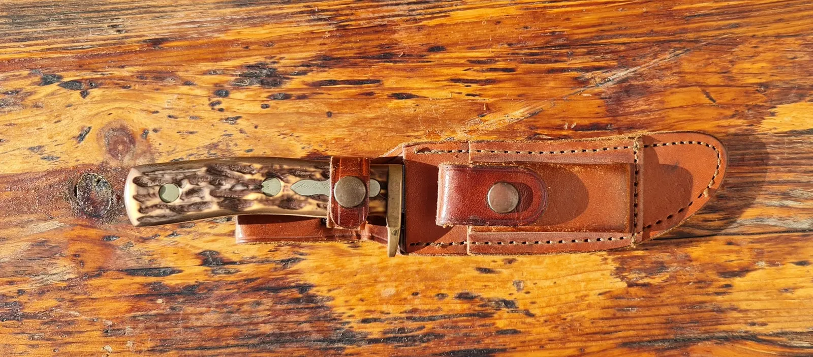 Hunting Knives - 309620481_10227440937546518_2906252016307418704_n