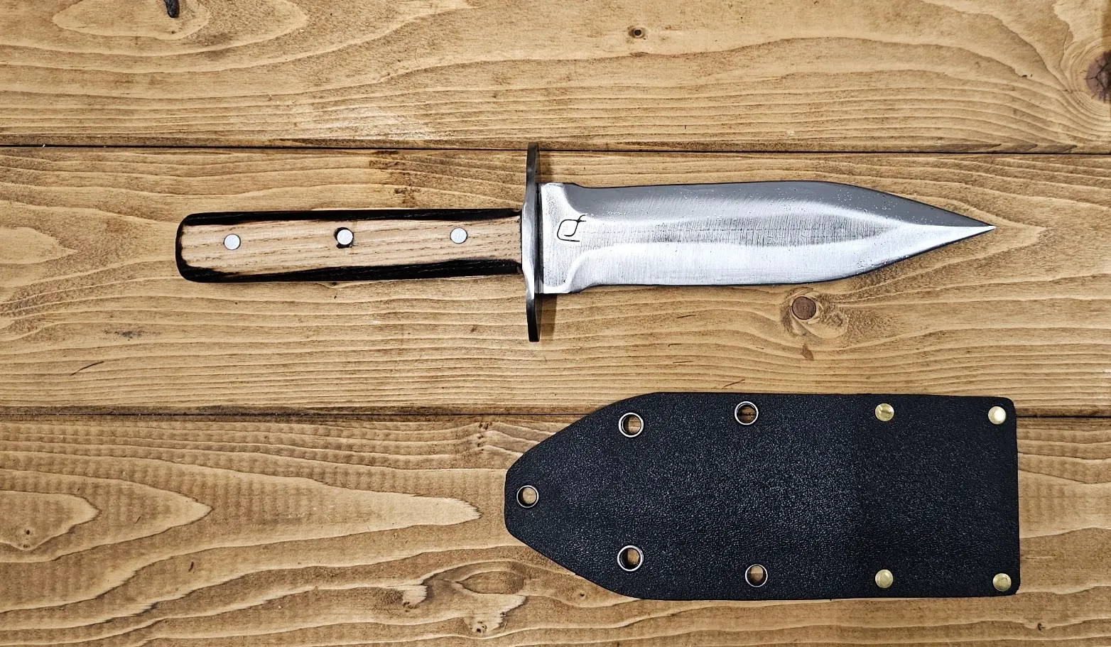 Knife Gallery - 489
