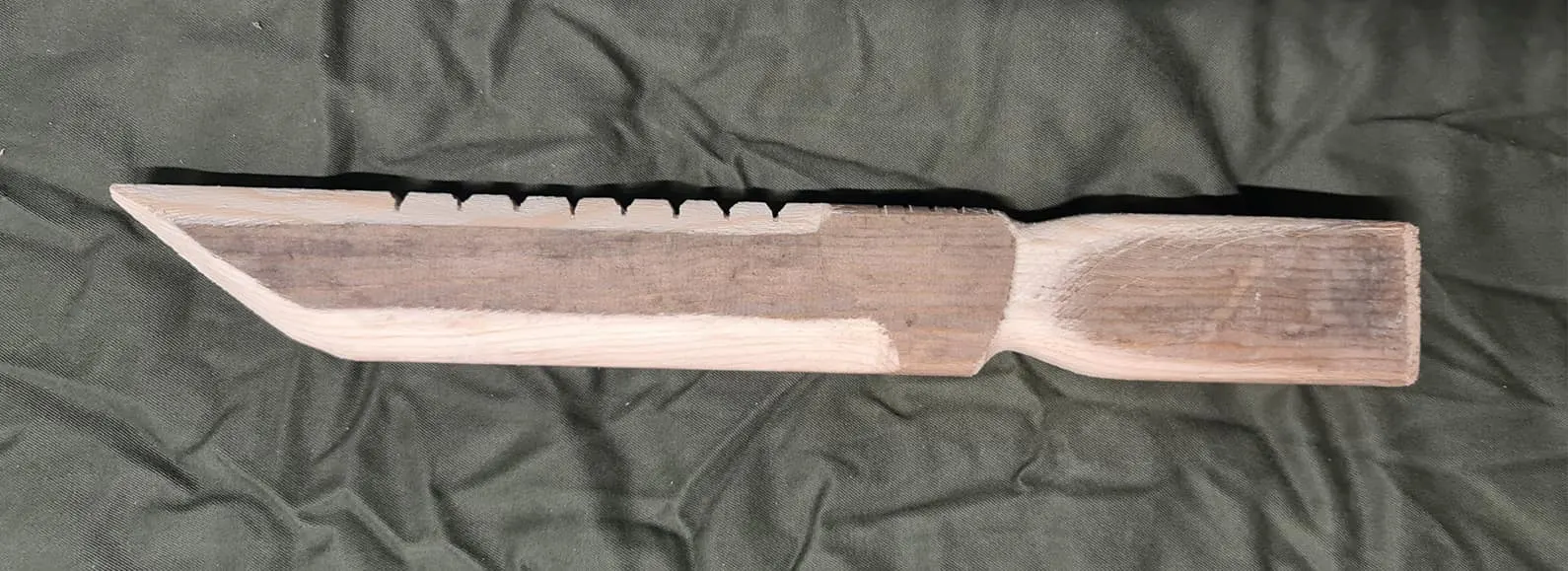 Wood Knives - 319334238_10228134026353305_1513843975801638497_n (1)